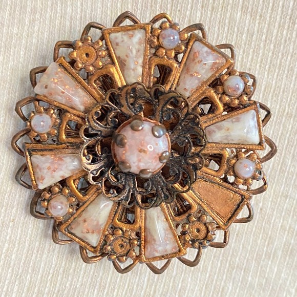 Vintage Round Brooch Copper Glitter Marbled White Stones Pinwheel Design - Picture 1 of 9
